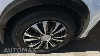 2021 Nissan Kicks S – miniatura 25