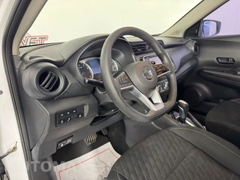 2021 Nissan Kicks S - miniatura 10