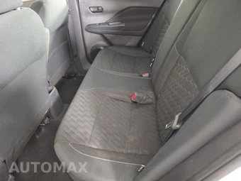2021 Nissan Kicks S – miniatura 13