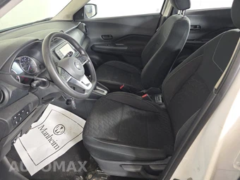 2021 Nissan Kicks S – miniatura 7