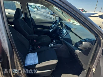 2021 Nissan Kicks S - miniatura 8