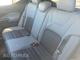 2021 Nissan Kicks SR – miniatura 10