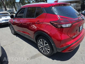 2021 Nissan Kicks SV - miniatura 6