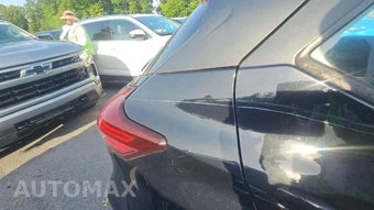 2021 Nissan Kicks SV - miniatura 22