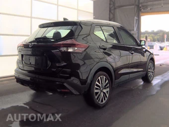 2021 Nissan Kicks SV - miniatura 4