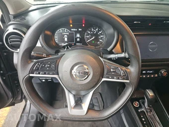 2021 Nissan Kicks SV - miniatura 10