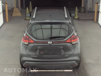 2021 Nissan Kicks SV - miniatura 5