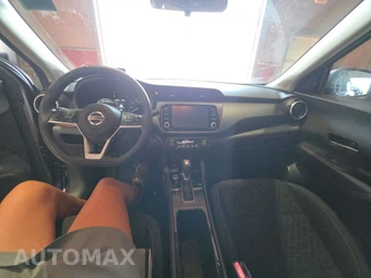 2021 Nissan Kicks SV - miniatura 11