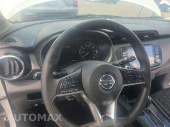 2021 Nissan Kicks SV - miniatura 10