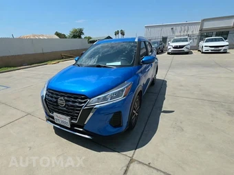 2021 Nissan Kicks SV