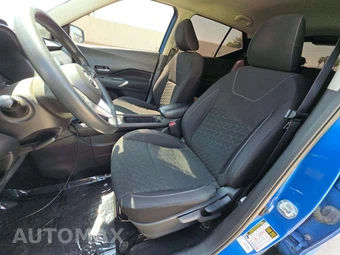 2021 Nissan Kicks SV - miniatura 3