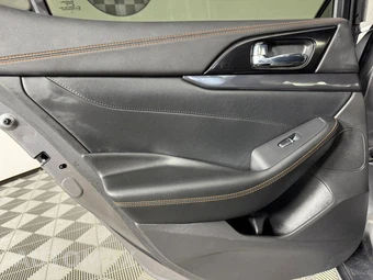 2021 Nissan Maxima SR - miniatura 44