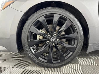 2021 Nissan Maxima SR - miniatura 46
