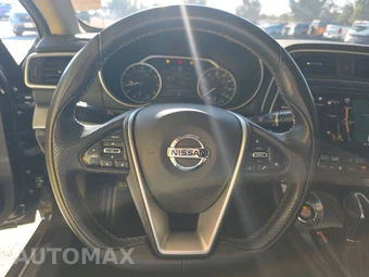 2021 Nissan Maxima SV - miniatura 10