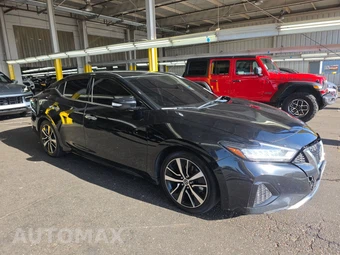 2021 Nissan Maxima SV - miniatura 3
