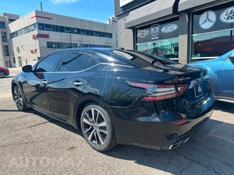 2021 Nissan Maxima SV - miniatura 7