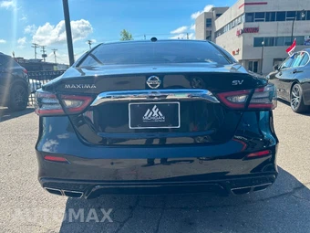 2021 Nissan Maxima SV - miniatura 8