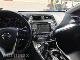 2021 Nissan Maxima SV - miniatura 11