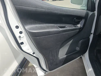 2021 Nissan NV200 Compact Cargo SV 115.2" WB - miniatura 9