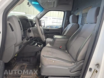 2021 Nissan NV2500 HD Cargo SV High Roof 146.1" WB - miniatura 7