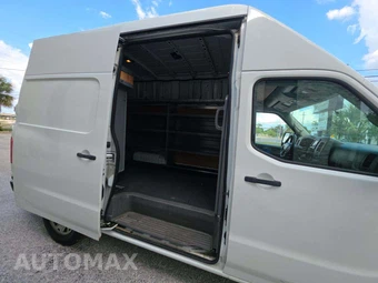 2021 Nissan NV2500 HD Cargo SV High Roof 146.1" WB - miniatura 15