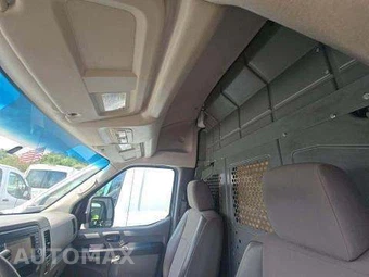 2021 Nissan NV2500 HD Cargo SV High Roof 146.1" WB - miniatura 11