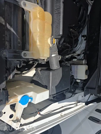 2021 Nissan NV2500 HD Cargo SV High Roof 146.1" WB - miniatura 30