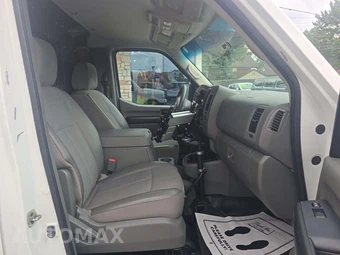 2021 Nissan NV2500 HD Cargo SV Standard Roof 146.1" WB - miniatura 14
