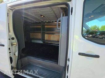 2021 Nissan NV3500 HD Cargo SV Standard Roof 146.1" WB - miniatura 12