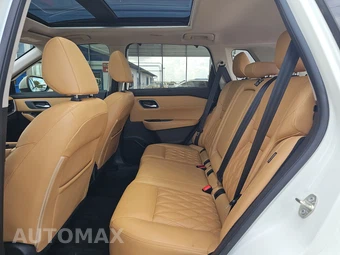 2021 Nissan Rogue Platinum - miniatura 13