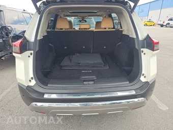 2021 Nissan Rogue Platinum – miniatura 16