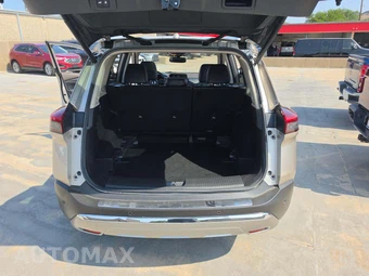 2021 Nissan Rogue Platinum - miniatura 13