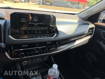 2021 Nissan Rogue Platinum - miniatura 9
