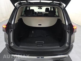 2021 Nissan Rogue Platinum - miniatura 16