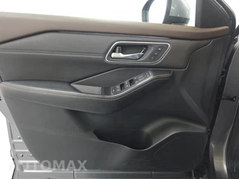 2021 Nissan Rogue Platinum - miniatura 9