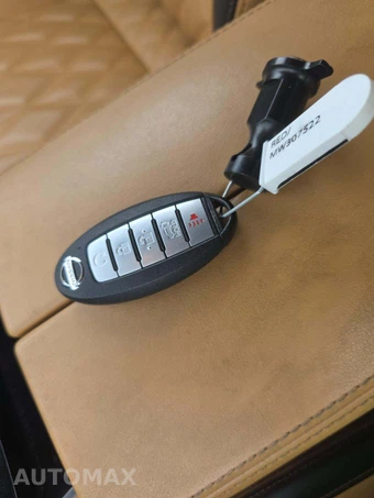 2021 Nissan Rogue Platinum - miniatura 8