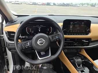 2021 Nissan Rogue Platinum - miniatura 11