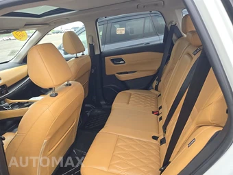 2021 Nissan Rogue Platinum - miniatura 13