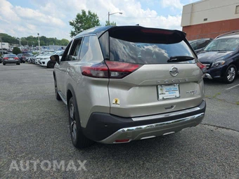 2021 Nissan Rogue Platinum – miniatura 2