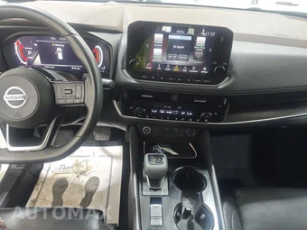 2021 Nissan Rogue Platinum – miniatura 11