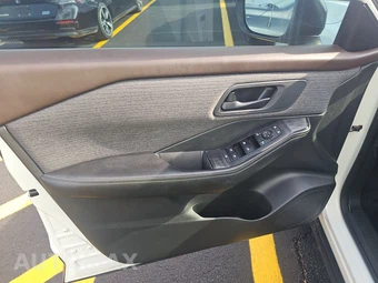 2021 Nissan Rogue S – miniatura 9