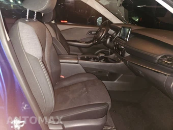 2021 Nissan Rogue S – miniatura 8