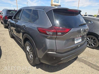 2021 Nissan Rogue S – miniatura 2