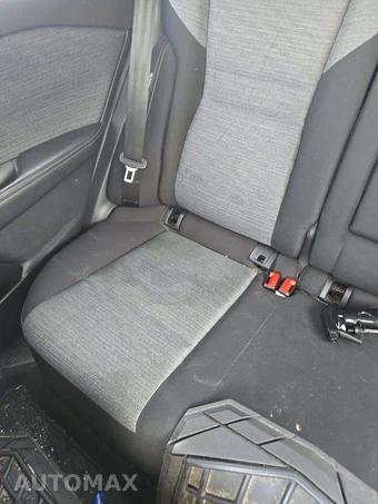 2021 Nissan Rogue S – miniatura 23