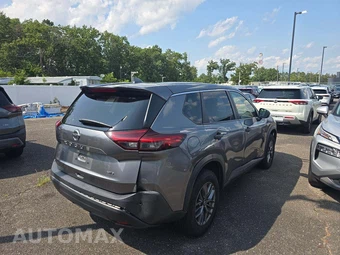2021 Nissan Rogue S – miniatura 3