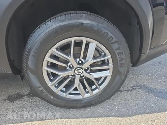 2021 Nissan Rogue S – miniatura 11