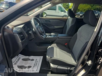 2021 Nissan Rogue S – miniatura 13