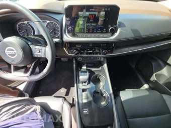 2021 Nissan Rogue SL – miniatura 7
