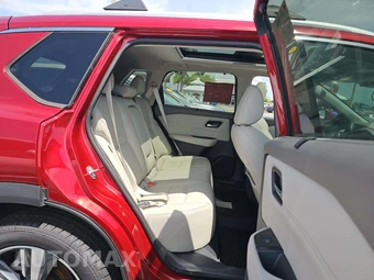 2021 Nissan Rogue SL - miniatura 13