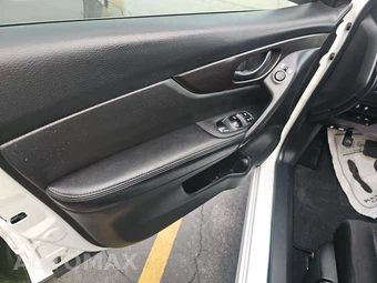 2021 Nissan Rogue Sport S - miniatura 9